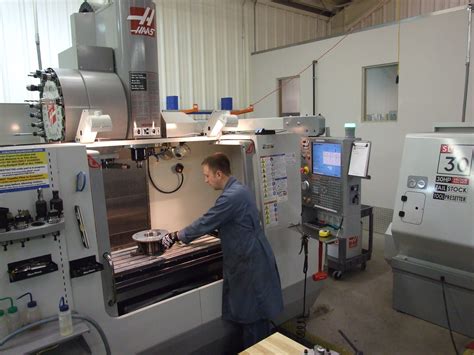 cnc machining technician|what do cnc machinist.